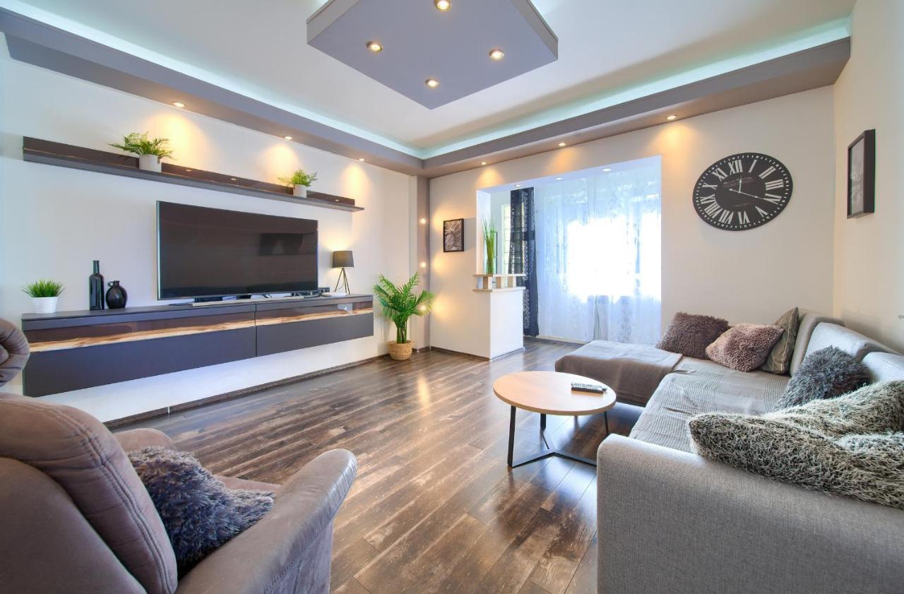 Luxury Apartments Vanessa, Njivice Exterior photo